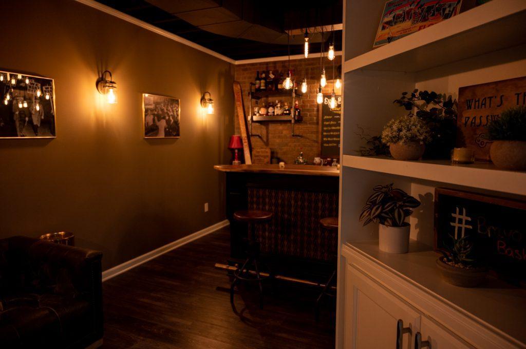 Secret Room: Speakeasy - Basements Plus